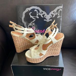Heart Soul Platform Sandals -  7